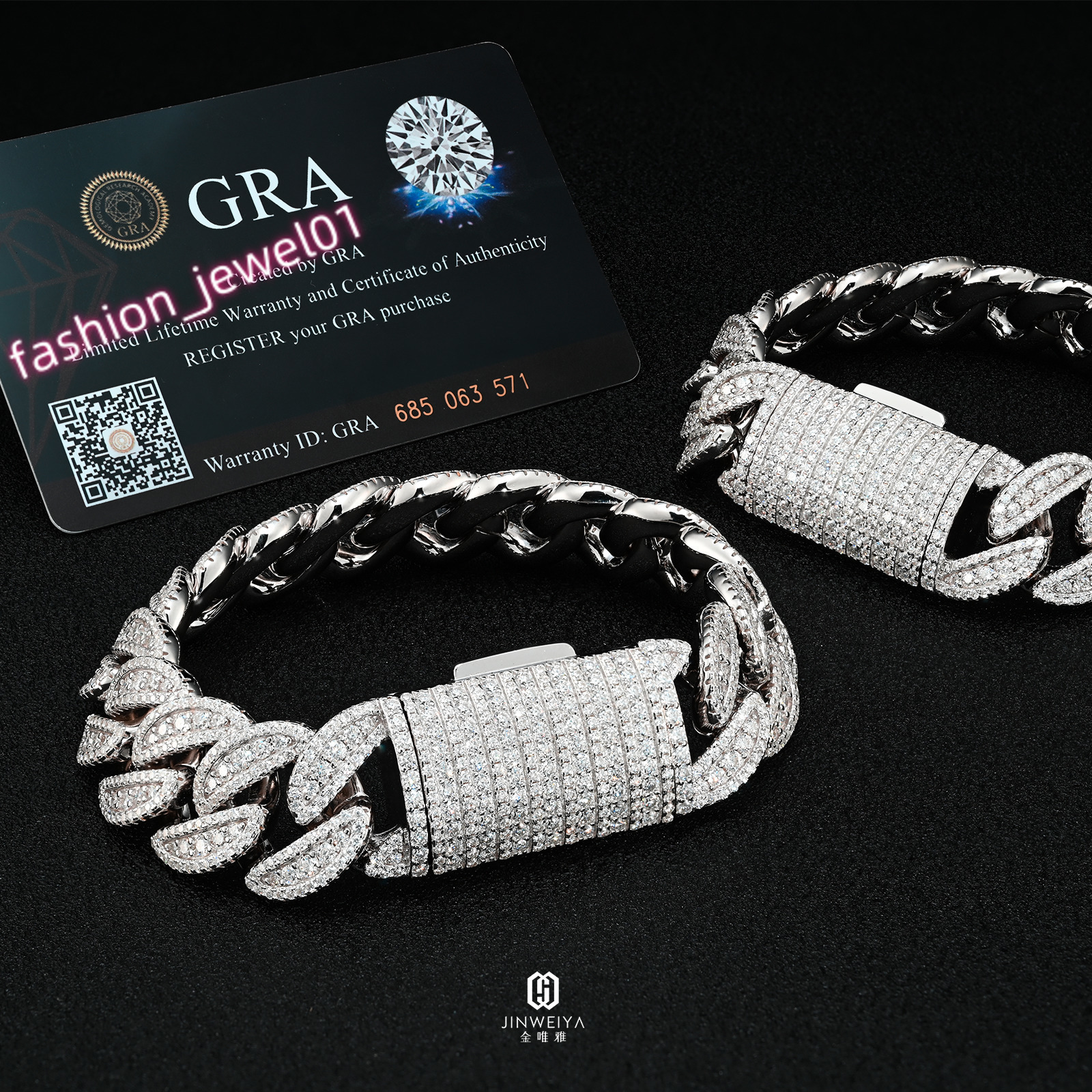 Custom 18mm Width 925 Silver Minimalistic Fashion Necklace with DVVS Moissanite Big Cuban Links for Fashionable Big Necks