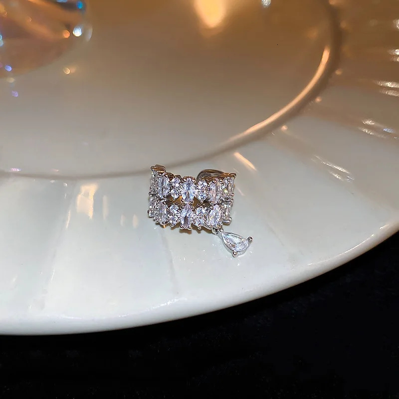 Big Double Layer CShaped Crystal Zircon Cuff Earrings Rhinestone No Piercing Water Droplet Clip Earring Simple Ear Clip 250906
