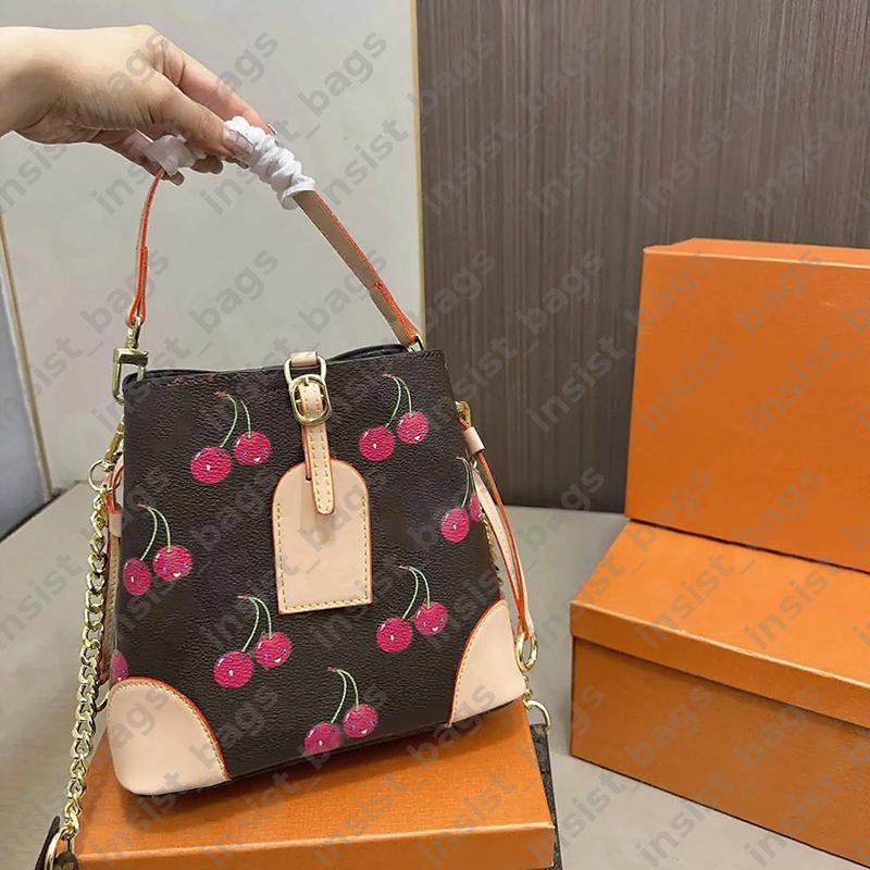 Designer Bucket Bag Womens Luxury Drawstring Shoulder Bags cherry blossom Leather Tote Fashion Flower Buckets Purses Versatile Cross Body Bag For Women