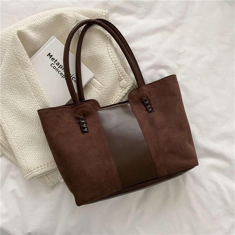 2022 New Autumn Fashion Textured Tote Women, Large Capacity Shoulder Bag for Work and Commuting