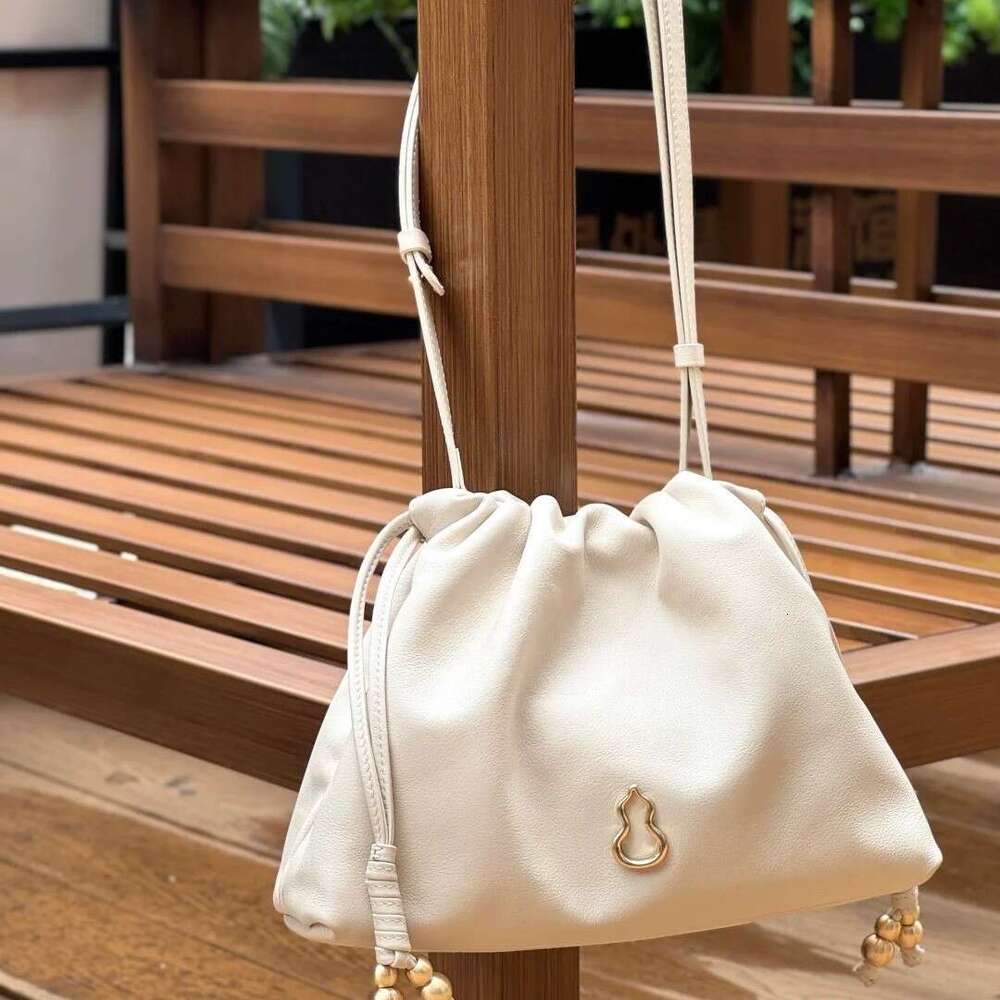 Wishful Cloud Small Size High-End Feel Single Shoulder Casual Underarm Trash Crossbody Bag for Women