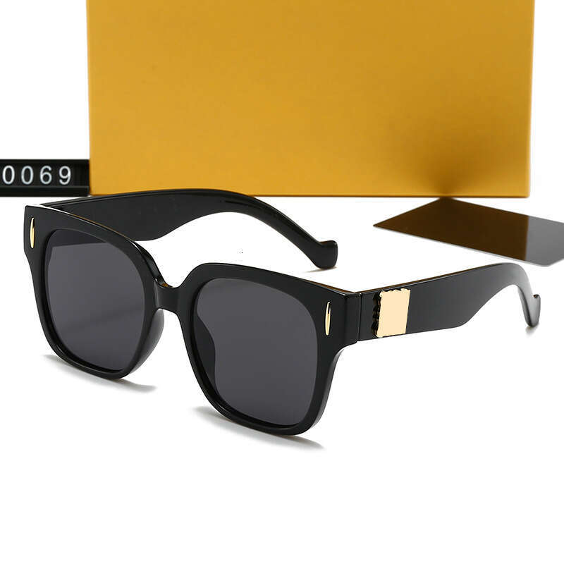 New Luxury Trendy High-End Gold Label Large Frame Square Fashion Outdoor Sun Protection Sunglasses 50069 405