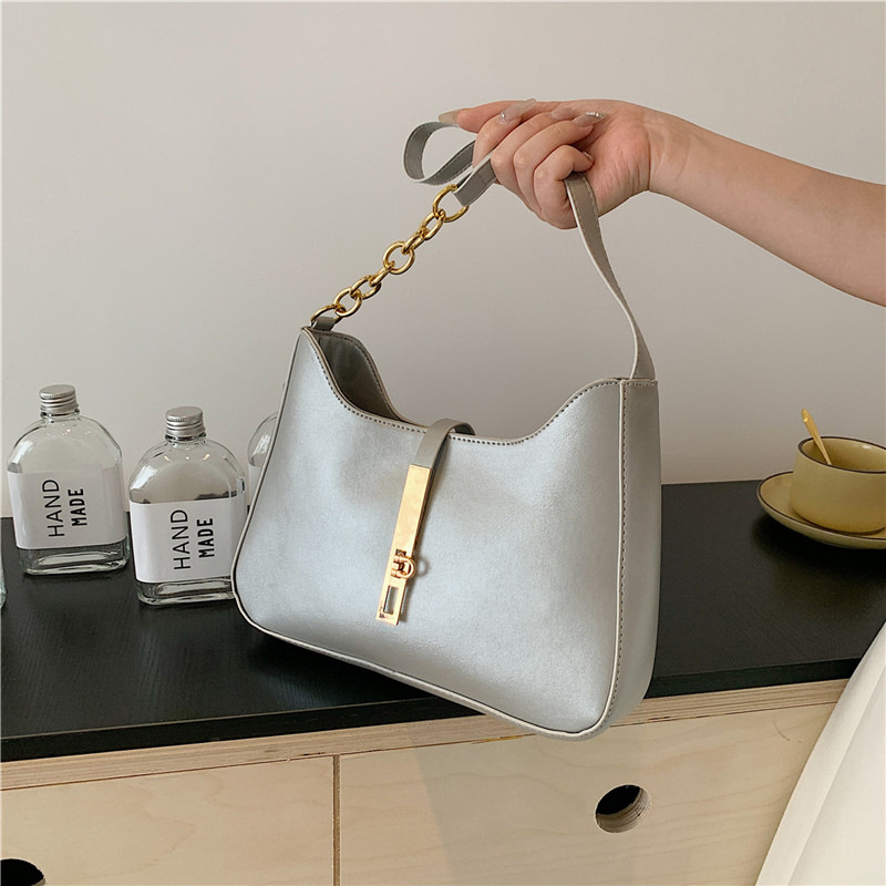 2025 New Niche Design Small Crossbody Bag Women's Fashion Underarm Shoulder Bag Autumn Trendy Mini Purse