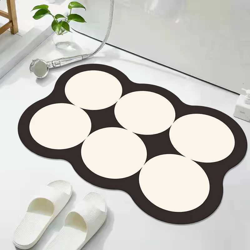 Luxurious VIKAMA Printed Carpet Bathroom Absorbent Diatom Mud Floor Mat Door Mat Antislip Foot Mat Home Decoration Y251105