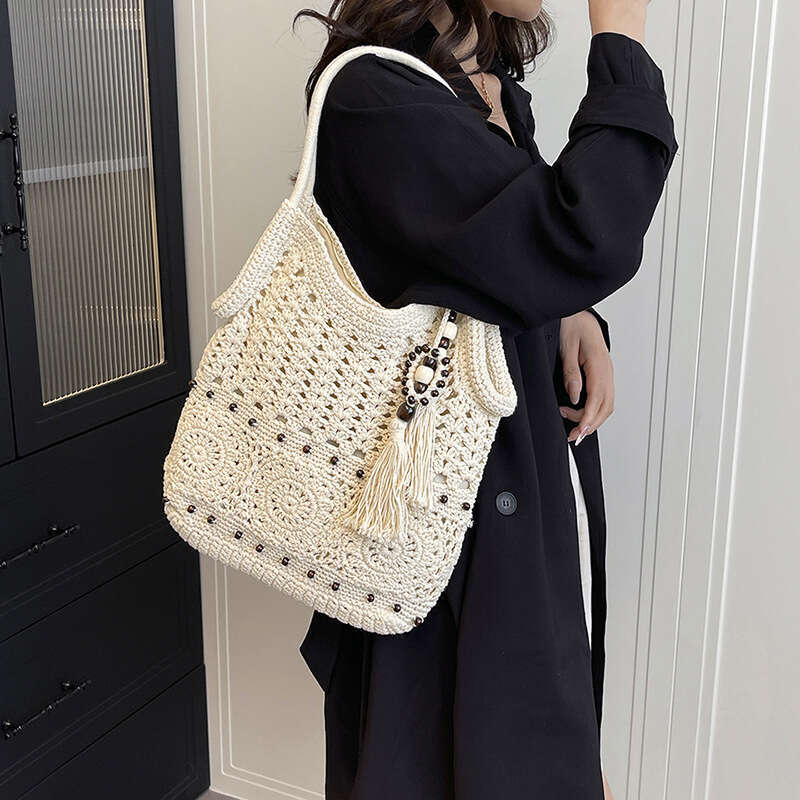 Woven Beach for Women, Large Capacity, Easy to Carry, Casual Vacation, Lazy Style, High-End Commuter Tote Bag