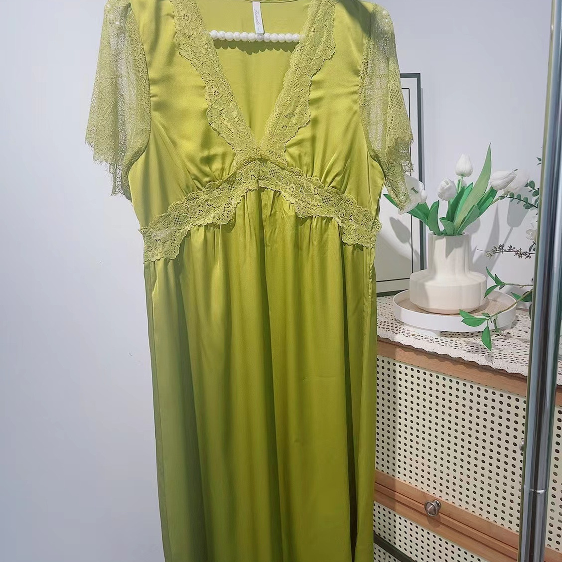 T23027 Home dress long dress women's lace sexy with chest pad ice silk nightdress ladies