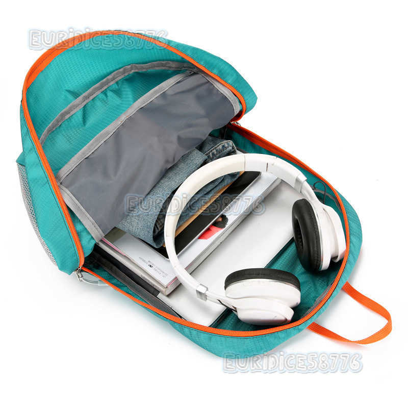 New Lightweight Foldable Backpack Waterresistant Sports Outdoor Backpack Cycling Closefitting Bag H250906