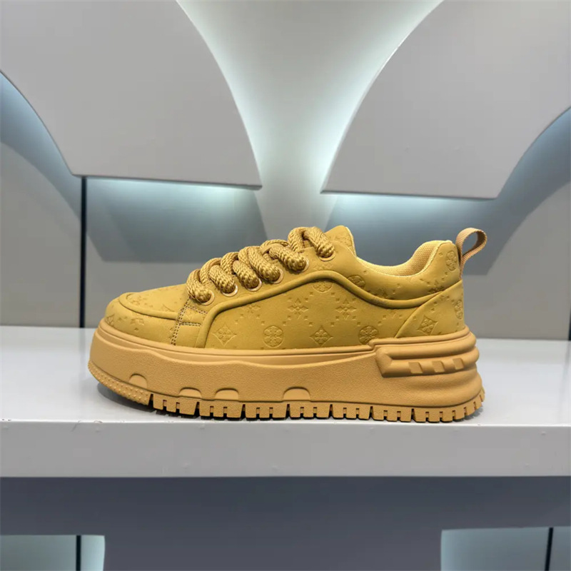 Fashionable best-seller men's thick-soled height-increasing skate shoes 2025 new arrival outdoor versatile sneakers