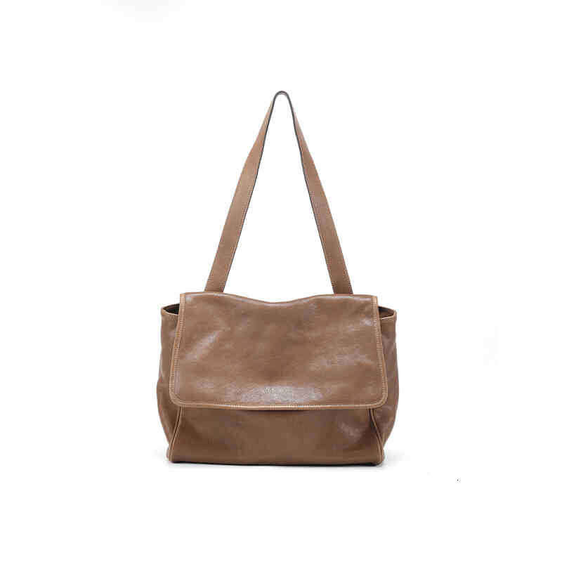 Summer Vegetable Tanned Flap Messenger Large Capacity Genuine Leather Shoulder Crossbody Commuter Tote Bag for Women