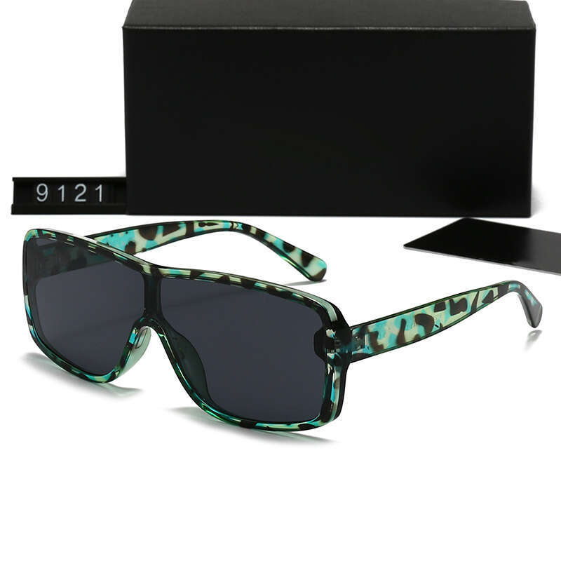 New Large Frame One-piece Trendy Internet Celebrity Street Photography Sunshade Sunglasses Fashionable Personality Women's Glasses 9121 945