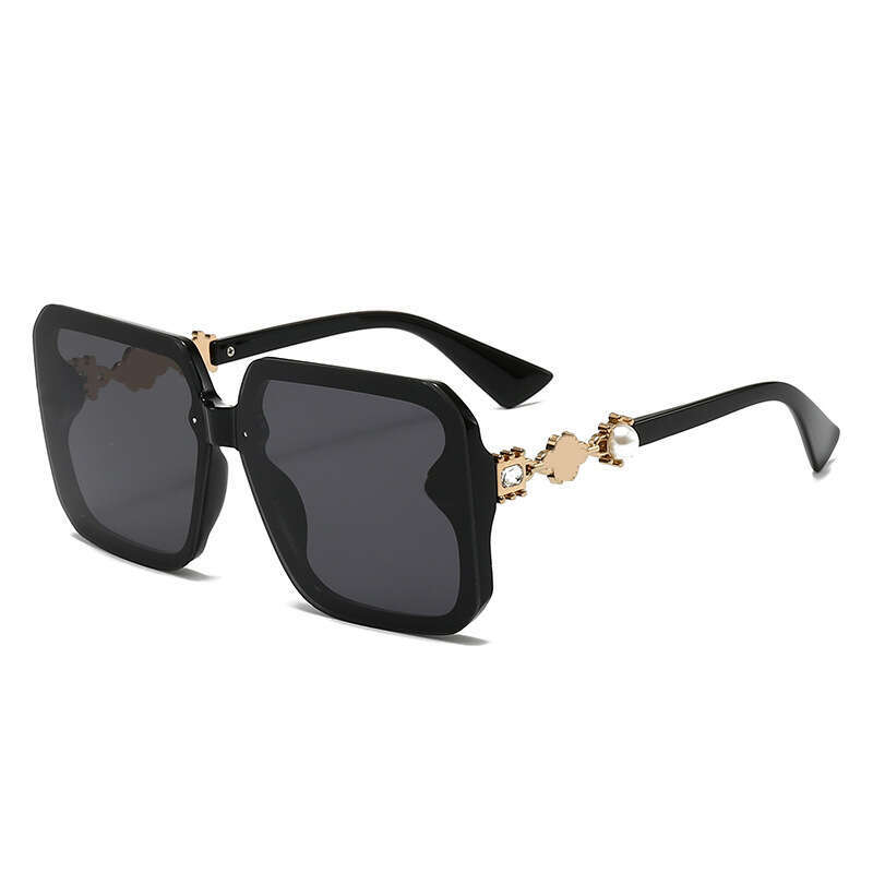 New Women's Large Frame Butterfly with Double Pearl Letters Internet Celebrity Sunglasses CH6614 d8e