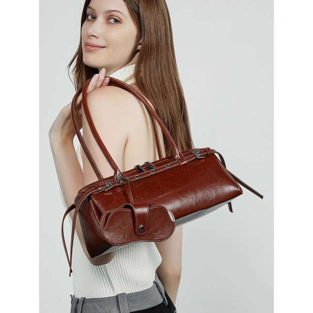 2025 New Genuine Leather Women's Shoulder Cowhide Ladies Handbag Baguette Bag Female Commuter Shopping Underarm Bag