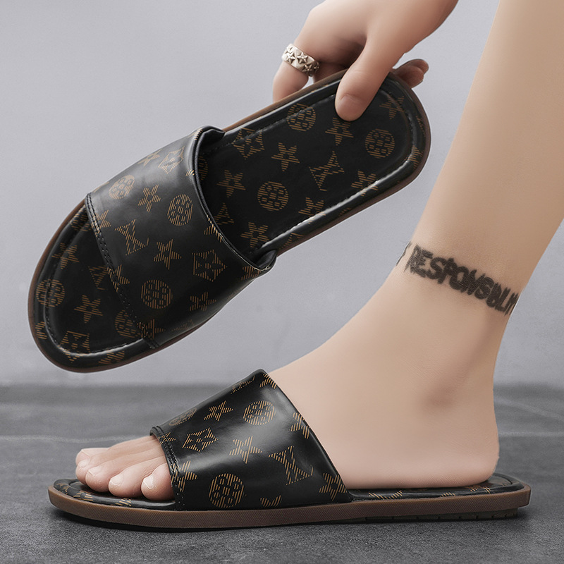 free Shipping Fashionable slippers casual slippers for both men suitable for couples slip resistant for beach outings Designer hot