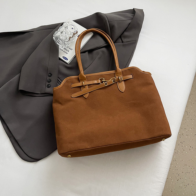 new simple leisure multifunctional women s shoulder bag luxury bag commuting bag large capacity retro handbag designer bag crossbody bag