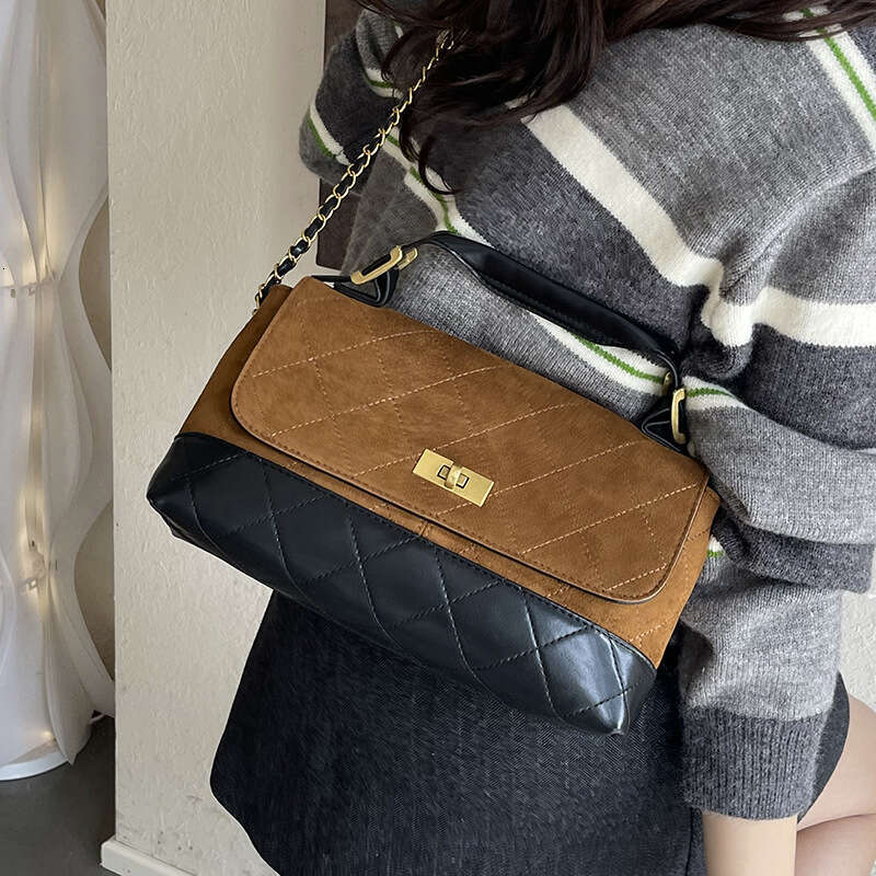 Quilted Embroidery for Women 2025 Autumn Winter New Matte Crossbody Fashion Handbag Small Tote Bag