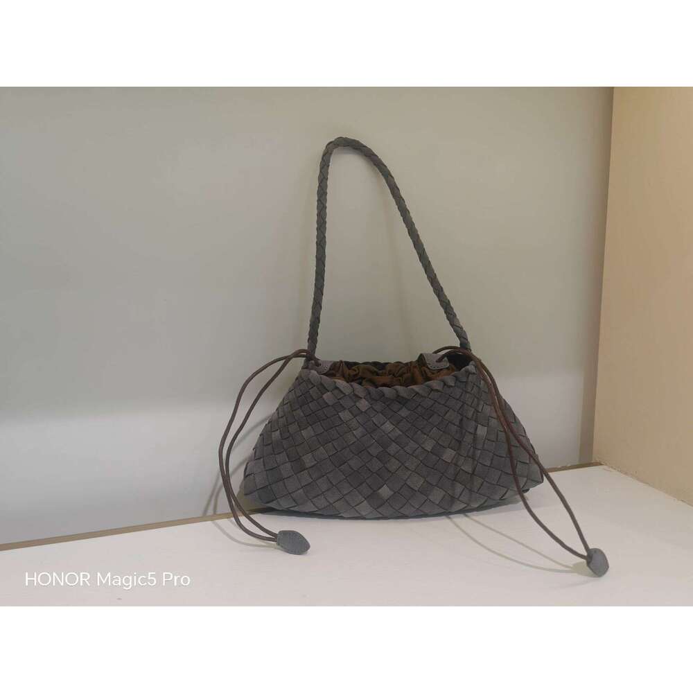 Hand-woven for Women 2025 Autumn Winter New Simple Matte Underarm Handheld Shoulder Bag