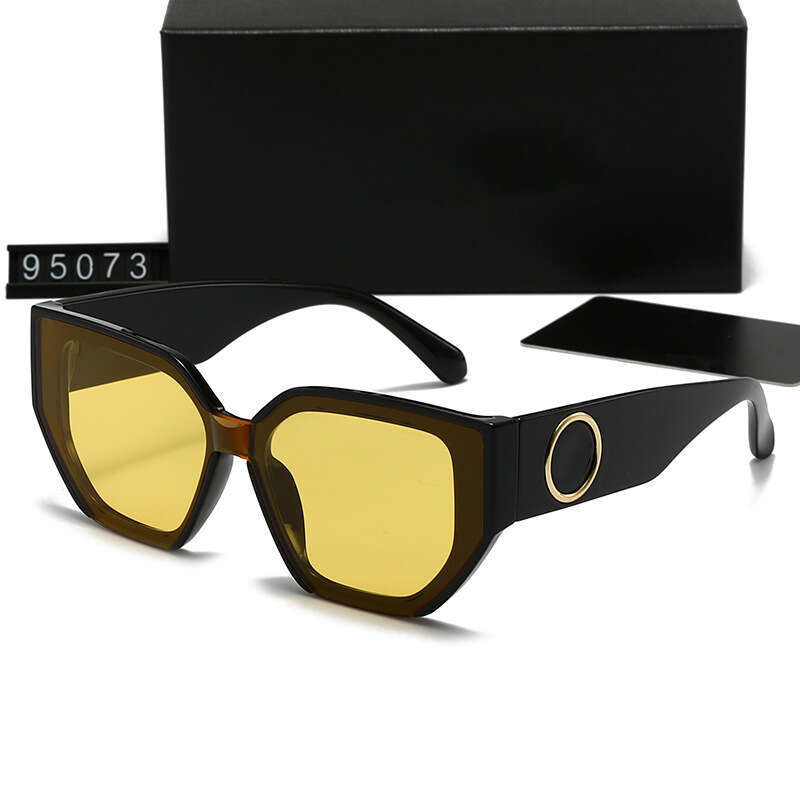 New Trendy Women's Versatile Fashion Color-Block Sunglasses Wide Leg Round Ring Decorative Glasses 95073 d97