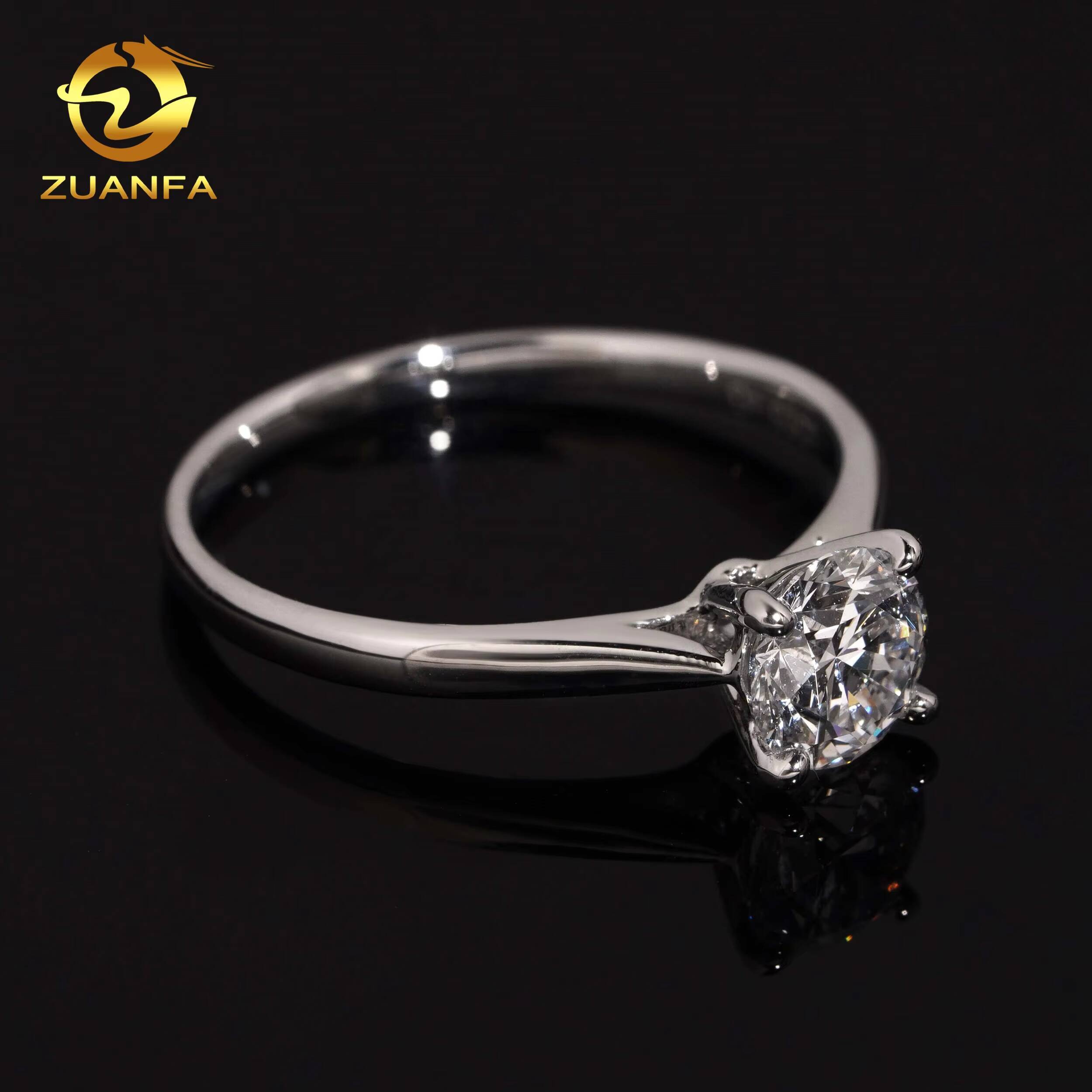 Classic Design 4 Prongs PT950 Platinum 103ct Women Engagement Wedding Lab Grown Diamond Ring