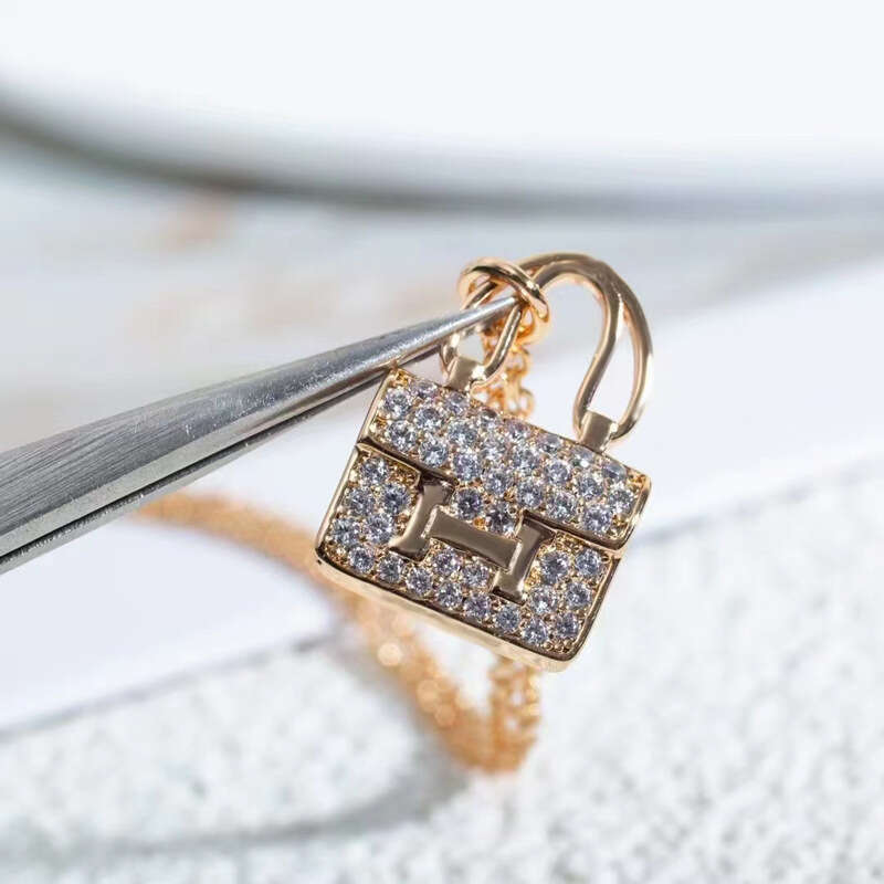 DHpet 2025 New H Letter Bag Necklace for Women Full Dia Rose Gold Clavicle Chain Sier Fashion Personality Earrings Internet Celebrity Hot