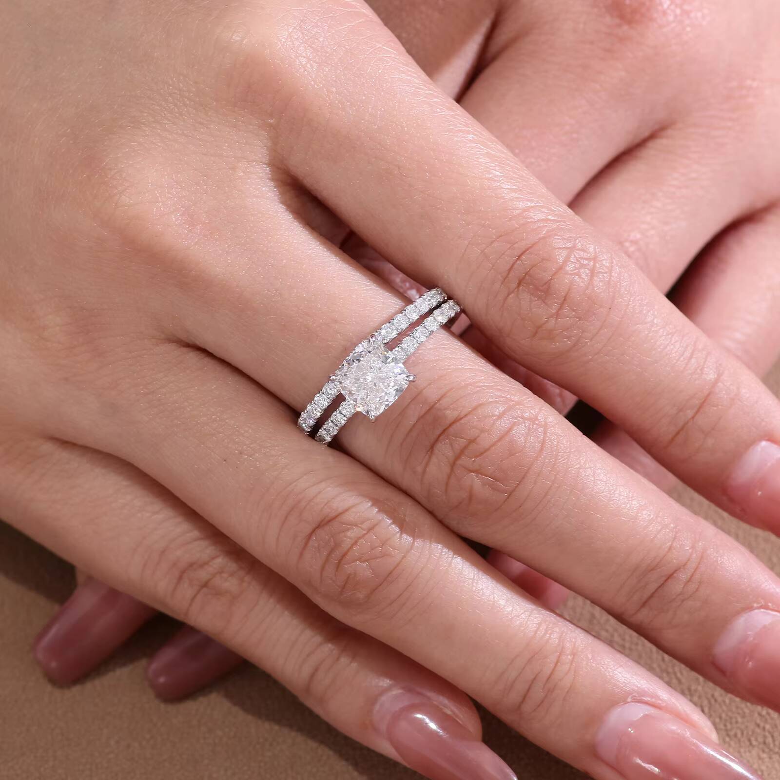 Fine Jewelry Women Custom 14K 18K White Gold Diamond Engagement and Wedding Band Ring 2ct Cushion Cut Lab Diamond Ring