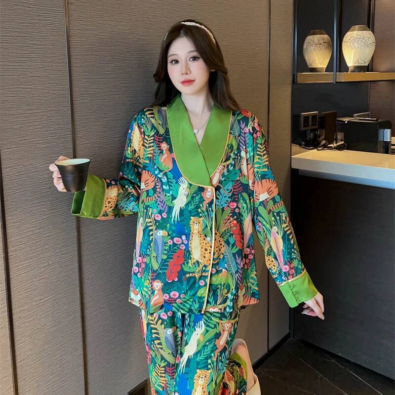 2025 New Printed Animal Flower V-neck Luxury design Women's Pajamas Autumn New Casual Home Clothes Pajamas Fully Equipped with Soft Korean Design
