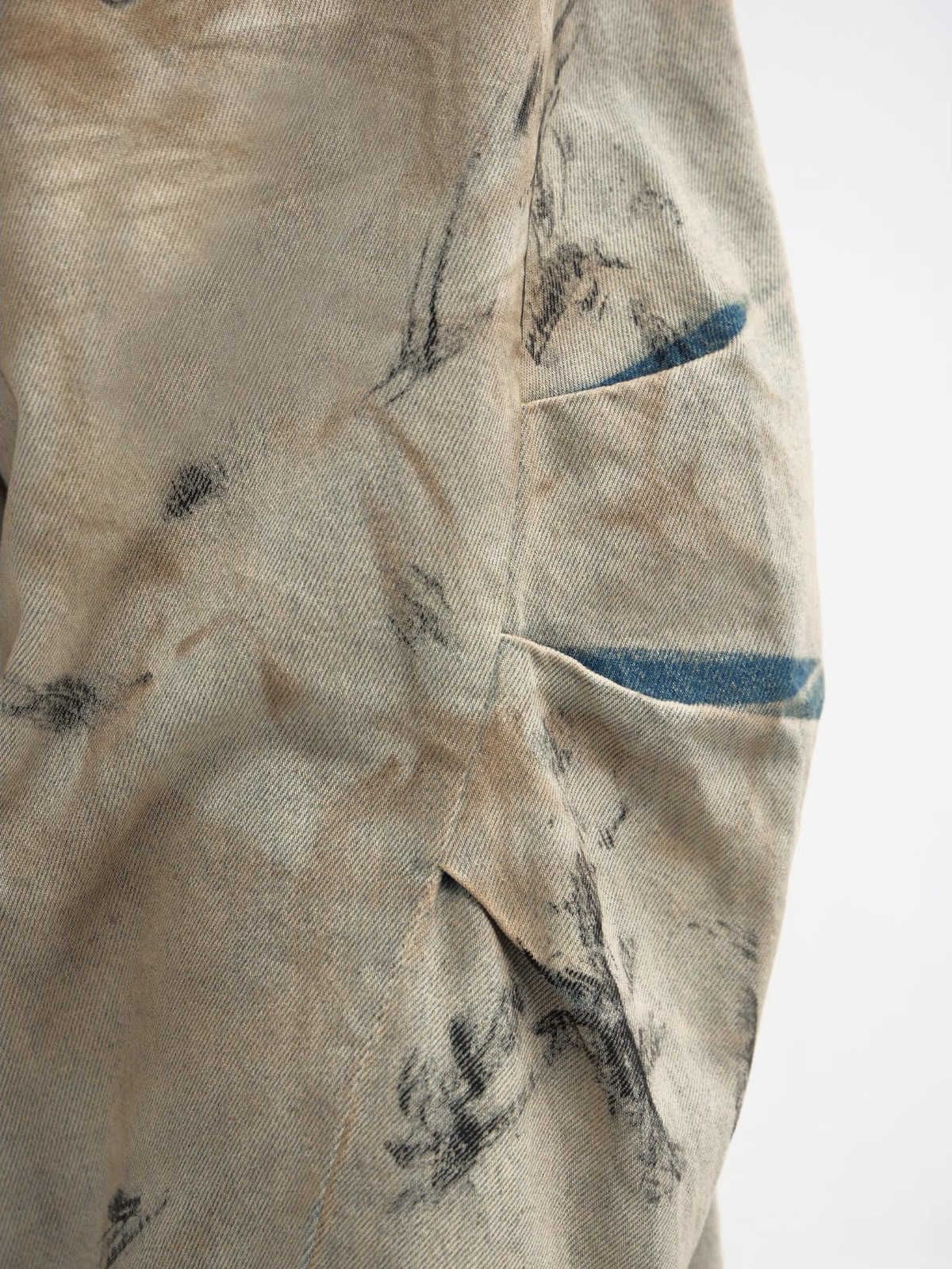 Washed distressed design denim pants 2025 spring/autumn new style, unisex heavy-duty, dirty wash, wide-leg, loose-fitting, curved knife pants X250718
