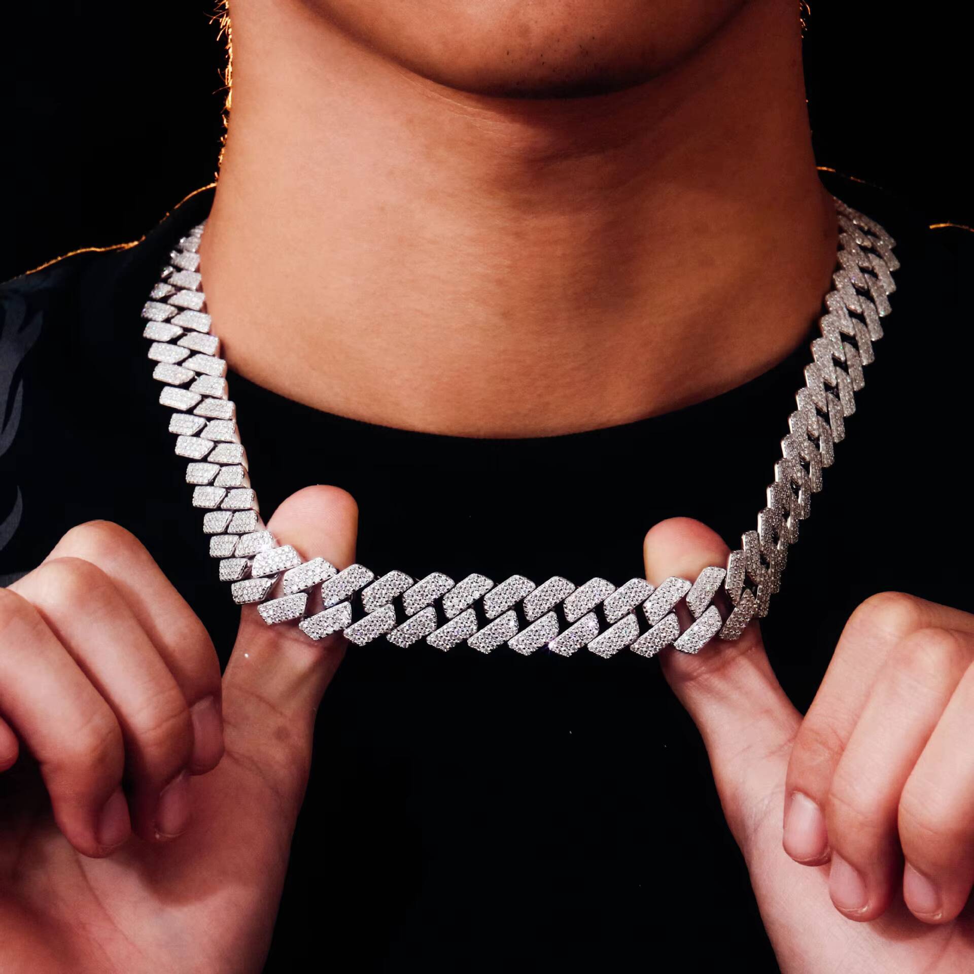 Iced Out Vvs Moissanite Hip Hop Cuban Link Chain 20mm Pass Diamond Tester Plated Iced Out Moissanite Diamond Cuban Chain