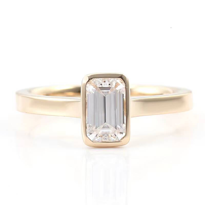 Bezel Set Emerald Cut Moissanite Ring Hot Sale Product Simple Design Engagement Ring Diamonds Yellow Gold Rings