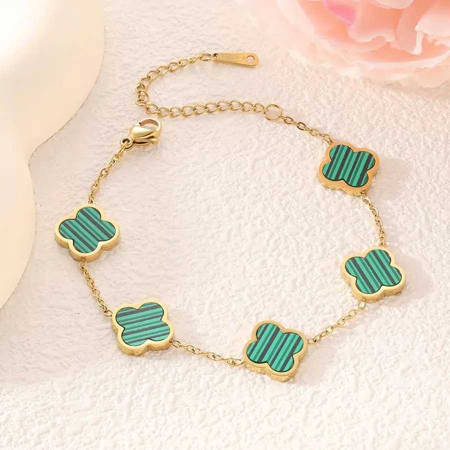 luxury Fashionable And Simple FourLeaf Clover Stainless Steel MotherOfPearl Bracelet That Does Not Fade Suitable For Everyday Wear S250906