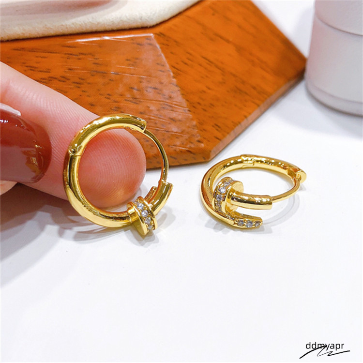 Designer Gold Plated Nail Stud Earring Paved AAA Cubic Zirconia Dia Fashion High-End Jewelry Wholesales Ddmydec Drop Shipping Ddmydec Ddmydec