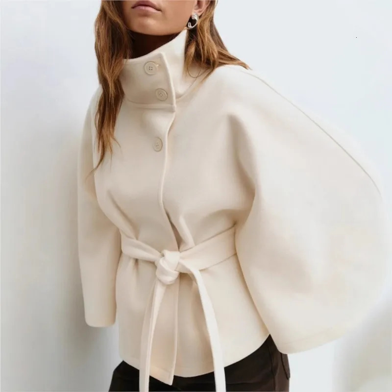 2025 Fashion Cape Style Woolen Coat Autumn Winter Batwing Sleeve Belts Loose Jacket Female Elegant Solid Windbreaker 250905