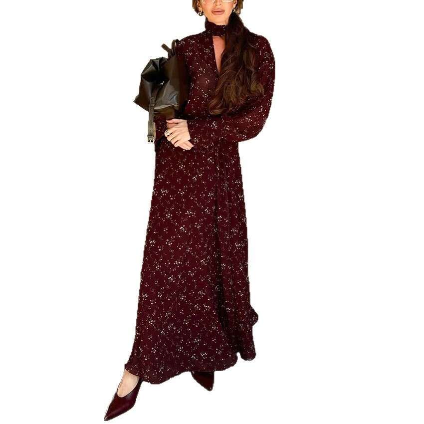 Autumn Winter New French Floral V-Neck Waist-Cinching Dress With Design Sense, Elegant And Fashionable For Commuting B3