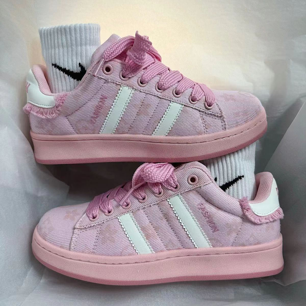 Designer Shoes 2025 Couple New Style Fashionable Soft-soled anti-slip Sports board Shoes Casual shoes free shipping