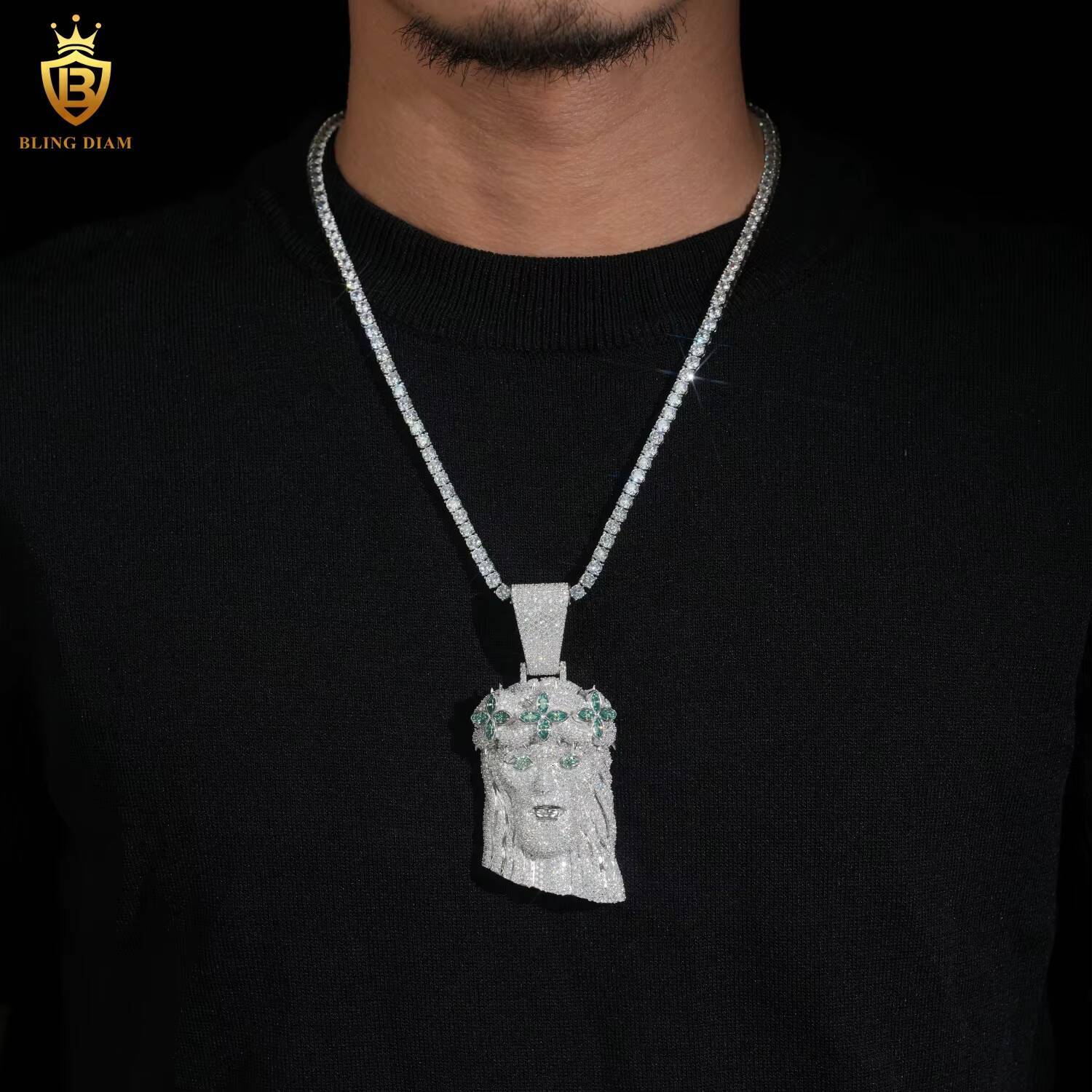 Luxury Jewelry Iced Out Custom Blue Green Moissanite Hip Hop 925 Silver Pendants Moissanite Jesus Pendant Men