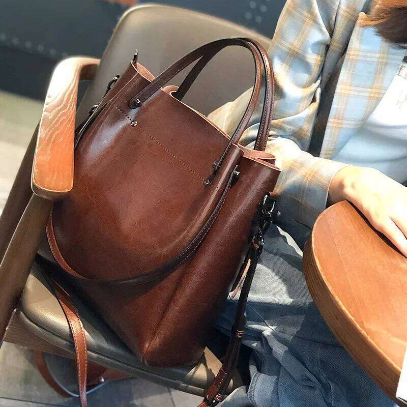 Designer Bag Women's Cow Genuine Leather Handbags Lady Cowhide Shoulder Female Large Capacity And Multiple Pockets Crossbody Bag