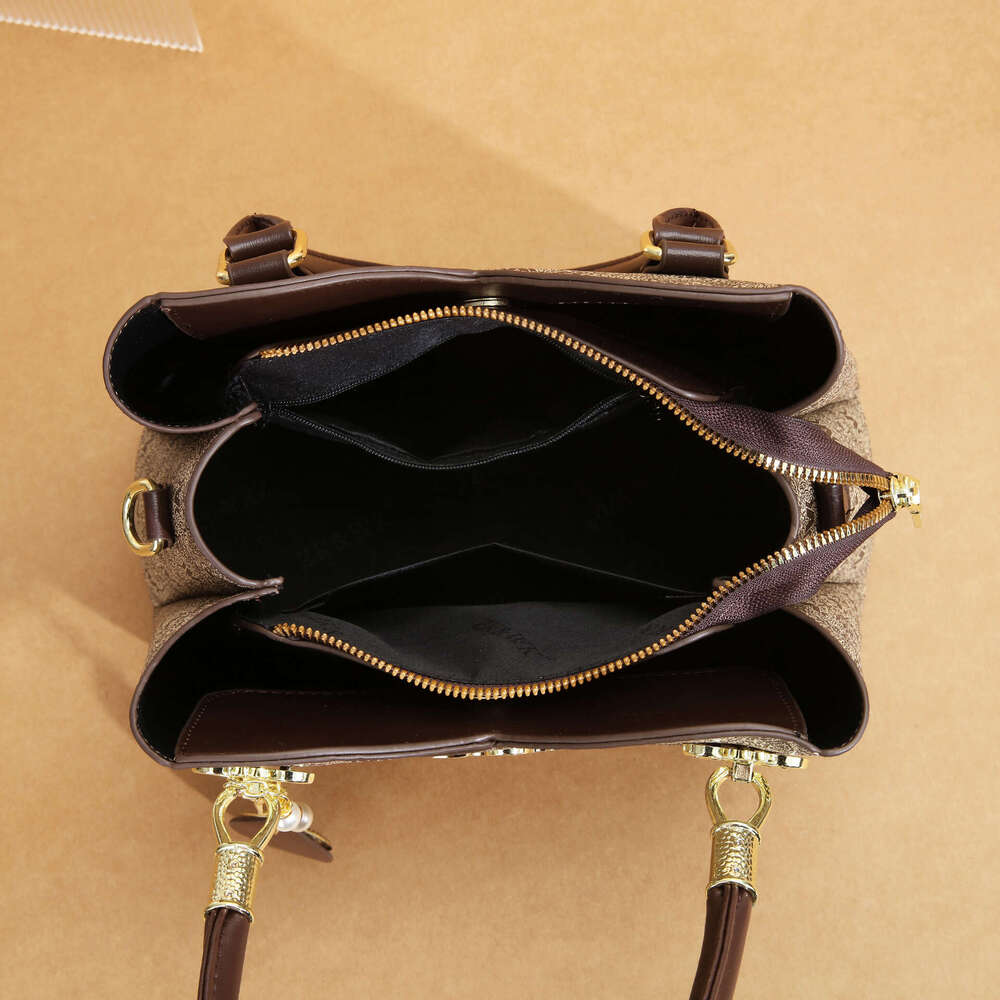 Bag with a High-End Feel, Large Capacity, Printed Women's New Fashion Tote Shoulder Bag, Handbag for Women