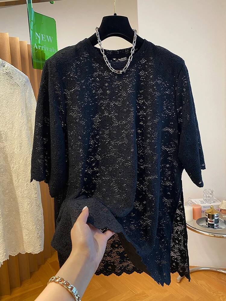 2025 New Women's Lace T-shirt Spring/Summer Solid Color Korean Fashion Elegant Designer Simple design Loose Tank Top