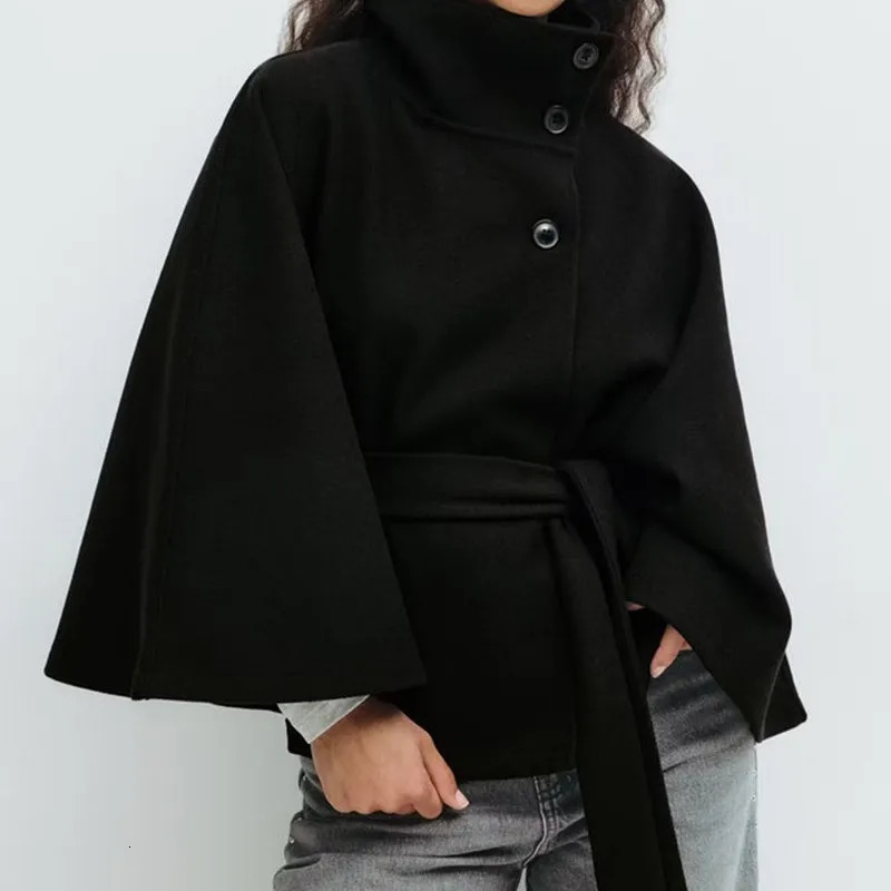 2025 Fashion Cape Style Woolen Coat Autumn Winter Batwing Sleeve Belts Loose Jacket Female Elegant Solid Windbreaker 250905