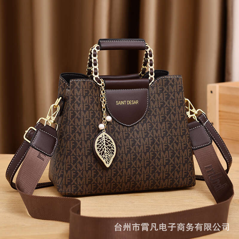 Women's Large Capacity Mom New Clutch Fashion Simple Ladies Handbag Middle-aged Crossbody Shoulder Bag
