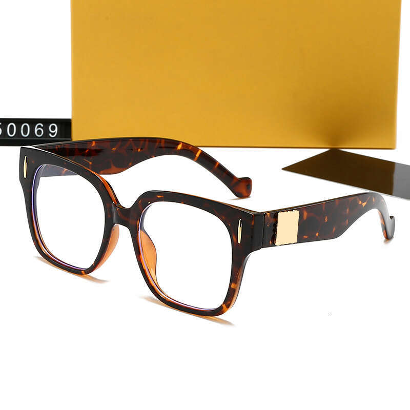 New Luxury Trendy High-End Gold Label Large Frame Square Fashion Outdoor Sun Protection Sunglasses 50069 405