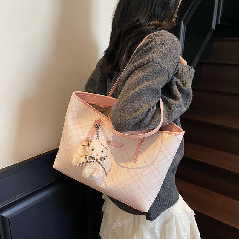 Large Capacity Casual Underarm for Women 2025 Autumn Winter New Vintage Shoulder Niche Commuter Tote Bag Trendy