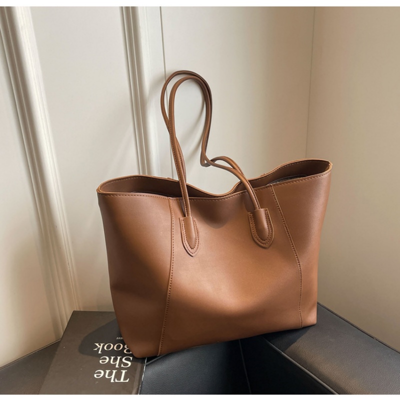 Free shipping 2025 new designer Shoulder totes Bags womans ladies flap lady Niche fashion casual square bag handbag women crossbody Underarm shopping 