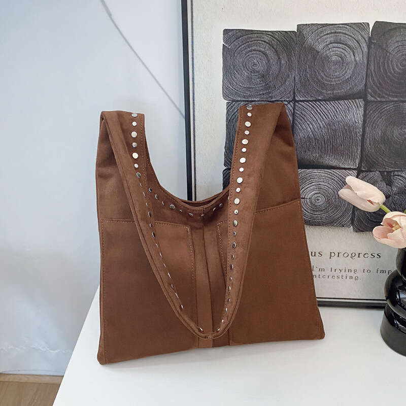 Autumn Winter New Suede Rivet Decorated Single Shoulder Motorcycle Style Elegant Underarm Bag Handbag for Women