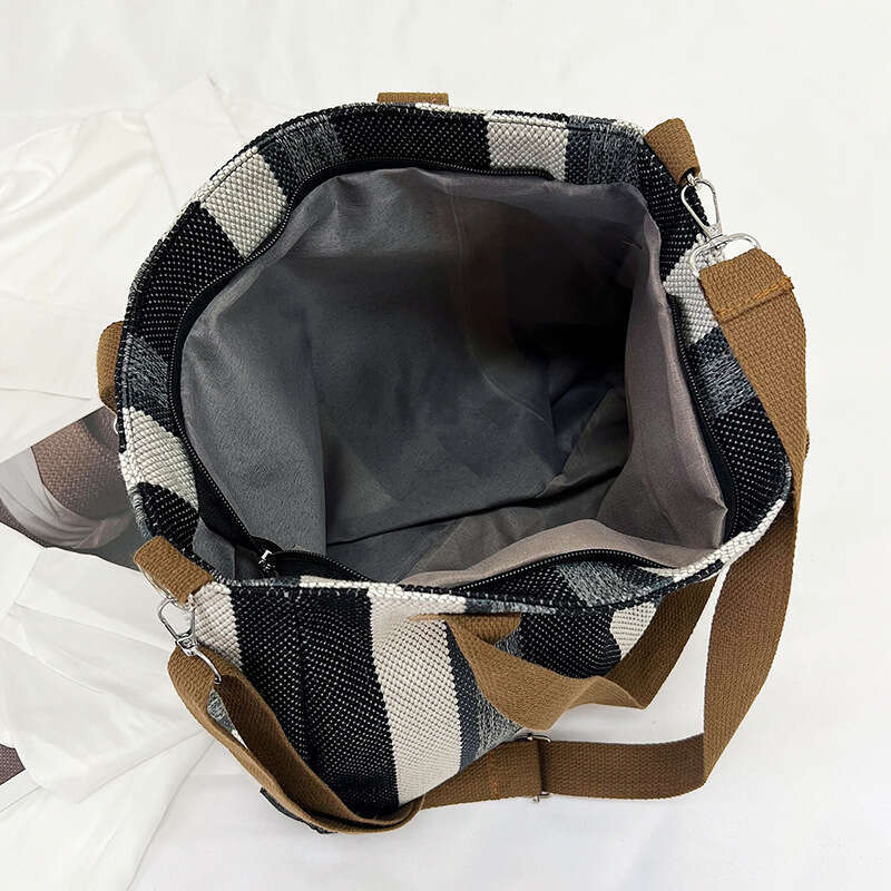 Striped Large Capacity Women's 2024 New Fashion Commuting Casual Stylish Handheld Tote Shoulder Crossbody Bag