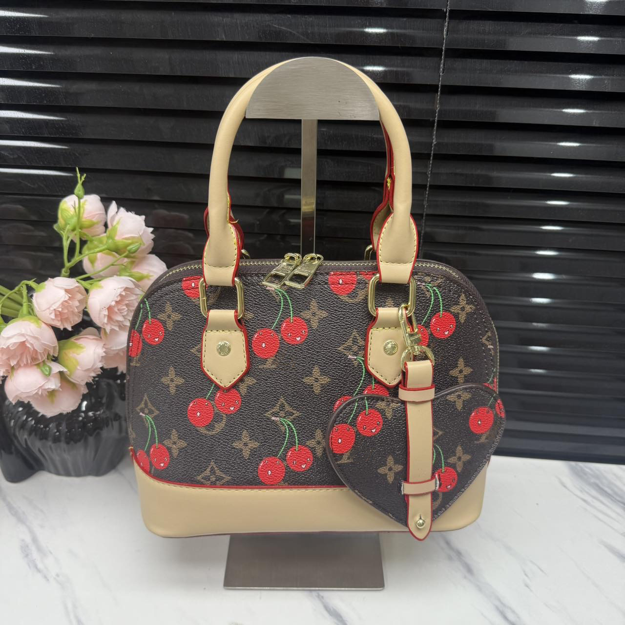 Fashionable classic Cherry - Printed Handbag Shell Shoulder crossbody Bag with Heart Charm, Unique Design Chic Style, Ideal for Organizing Cosmetics, Cards &