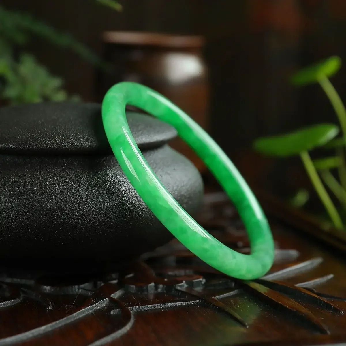 Jadeite Bangle Women Genuine Natural Burmese Emerald Real Jade Stone Bangles Bracelet Girlfriend Mom Gift 250906