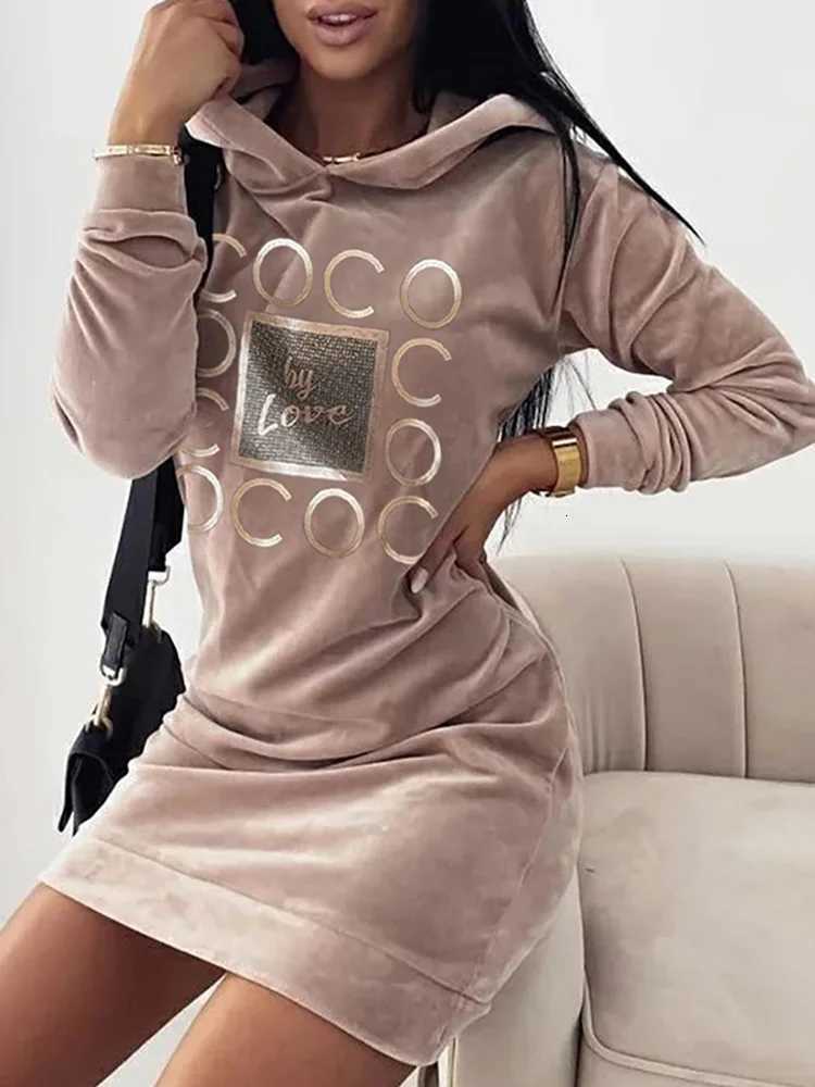 Women Long Sweater Dresses LOVE Print Hooded Loose High Collar Sweatshirts Long Sleeve Pullover Fall Winter Y2K Street Style Top Y250906