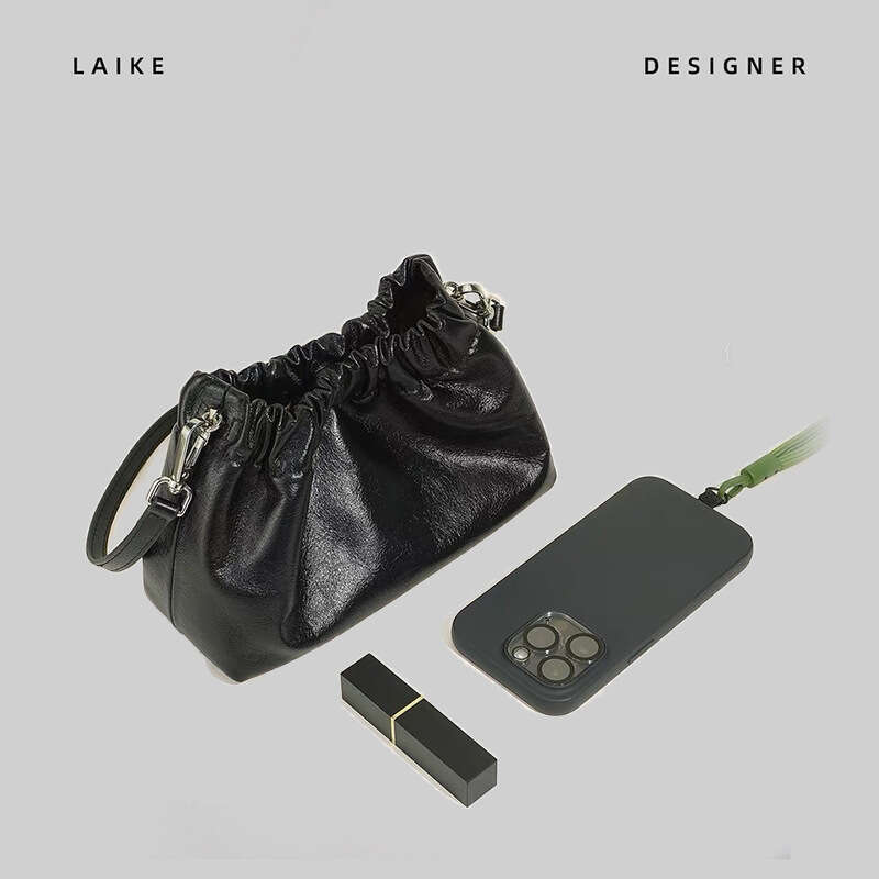 Genuine Leather Women's New High-End Wrinkled Cloud Fashion Versatile Shoulder First Layer Cowhide Simple Crossbody Bag