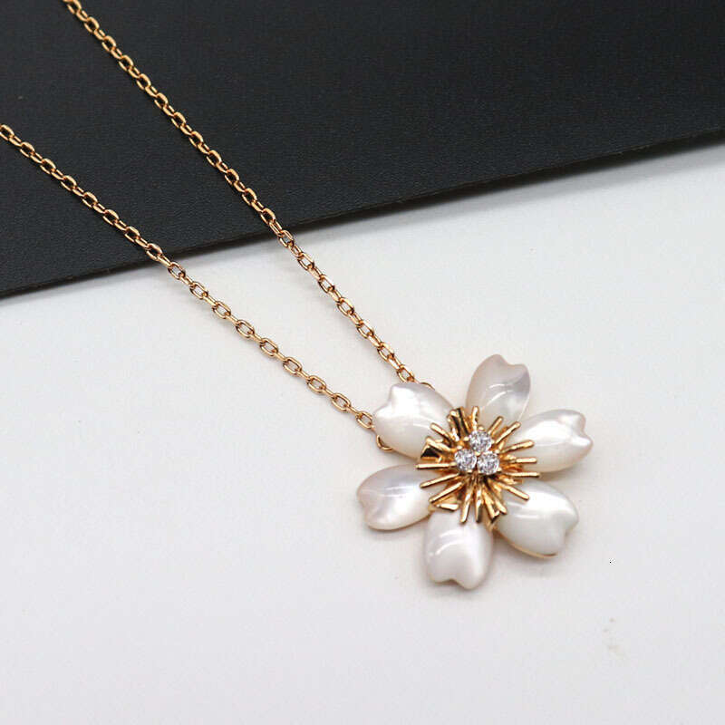 DHCollections Mutong's Necklace Big Sister Same Style Mother-of-Pearl Flower Camellia Water Drop Collarbone Chain White Gold Full Dia