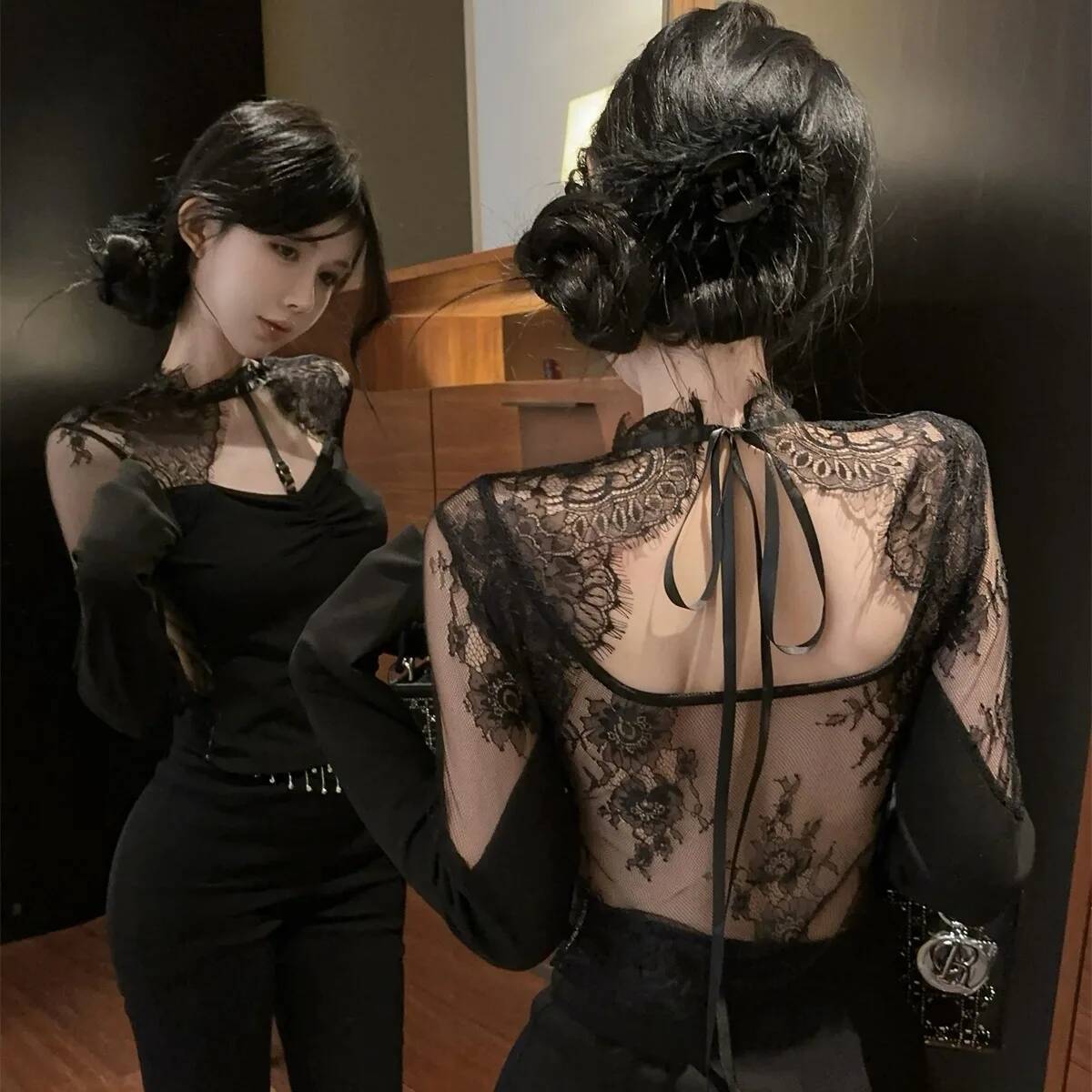 2025 new spring and autumn long sleeved hollow backless T-shirt design sexy women's top patch bow designer black lace shirt